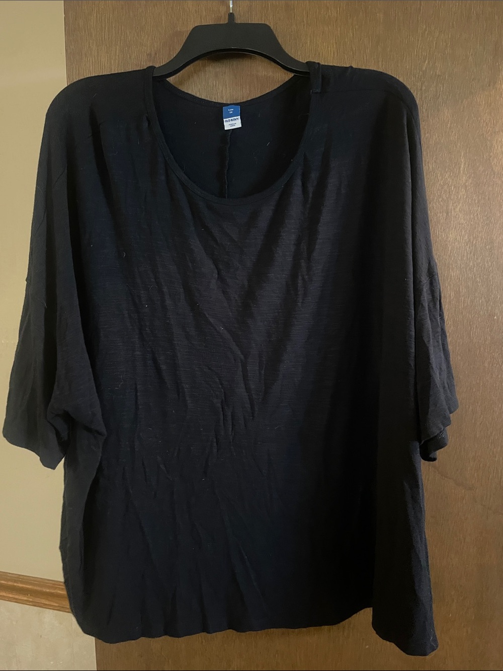 Old Navy Black Short Sleeve Crewneck Tee - Relaxed Fit
